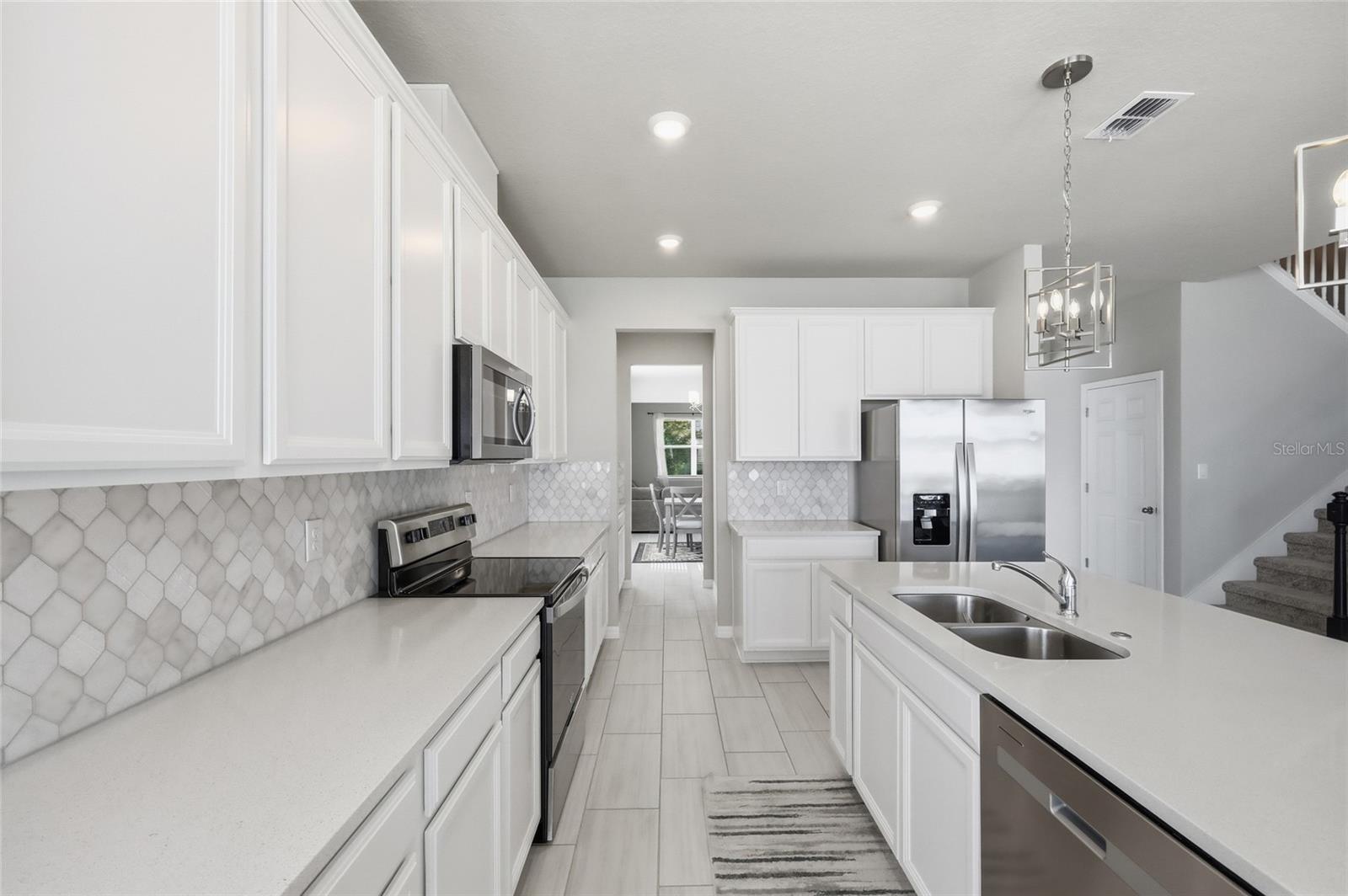 2252 CROSSBOW STREET, Clermont, FL 34715