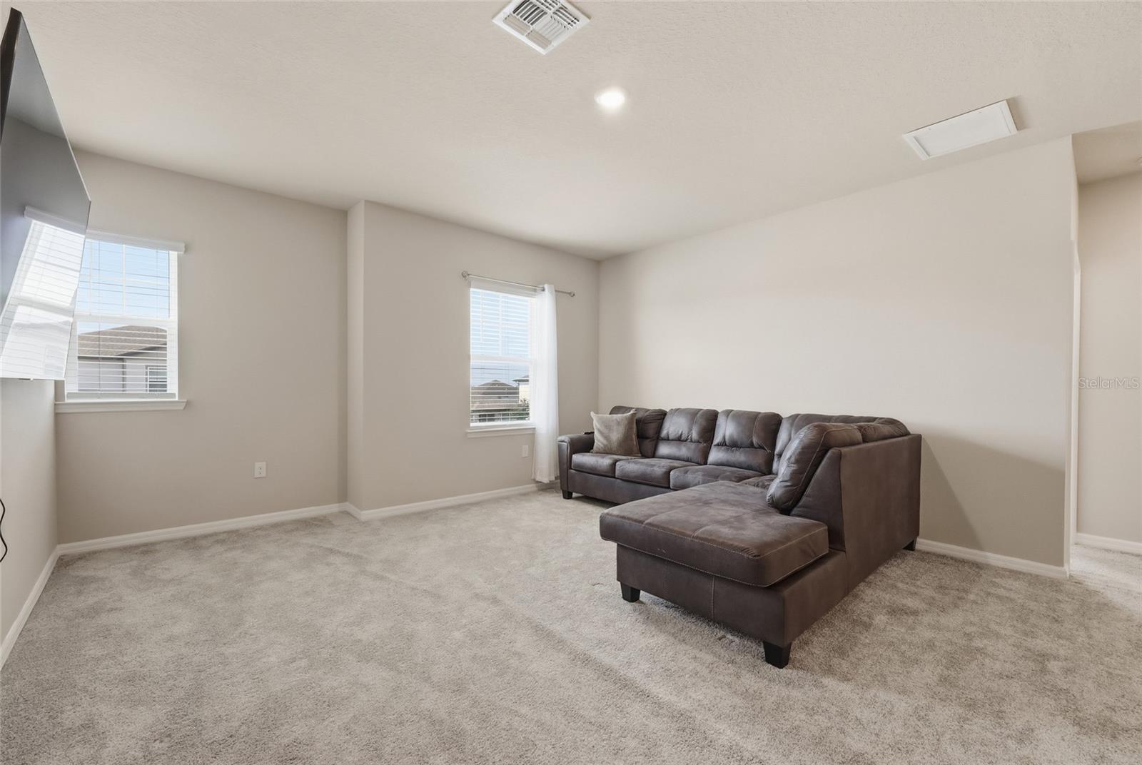 2252 CROSSBOW STREET, Clermont, FL 34715