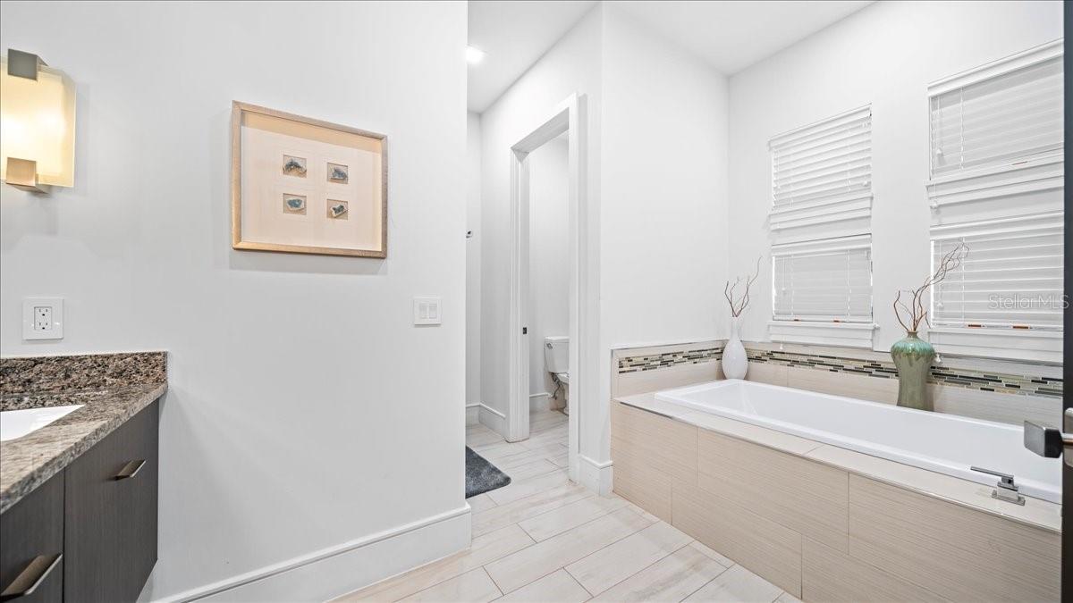 331 MUIRFIELD LOOP, Reunion, FL 34747