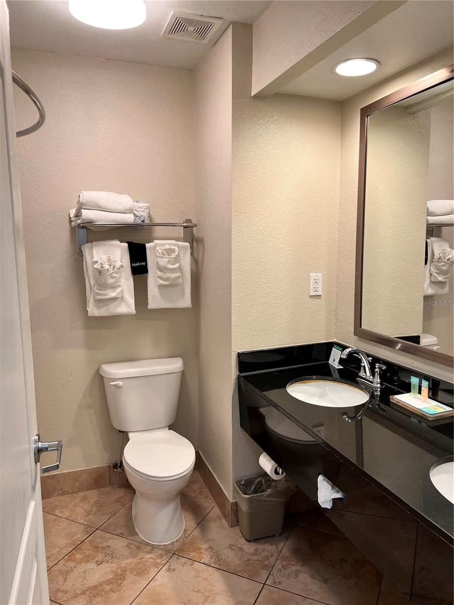 3000 MAINGATE LANE, #122, Kissimmee, FL 34747