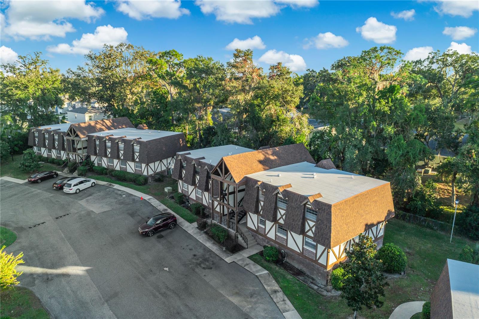 500 NEWELL HILL ROAD, #106D, Leesburg, FL 34748
