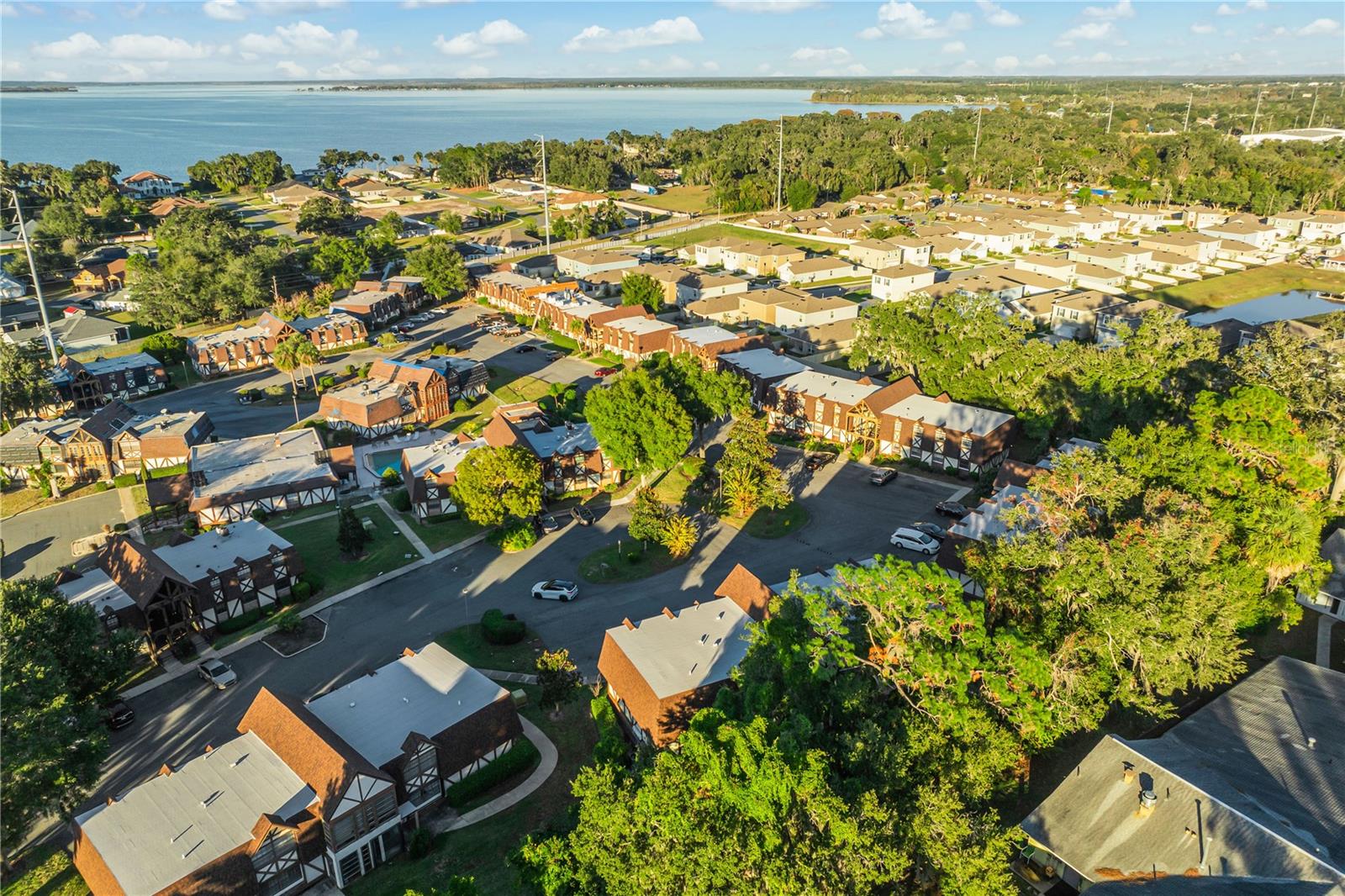 500 NEWELL HILL ROAD, #106D, Leesburg, FL 34748