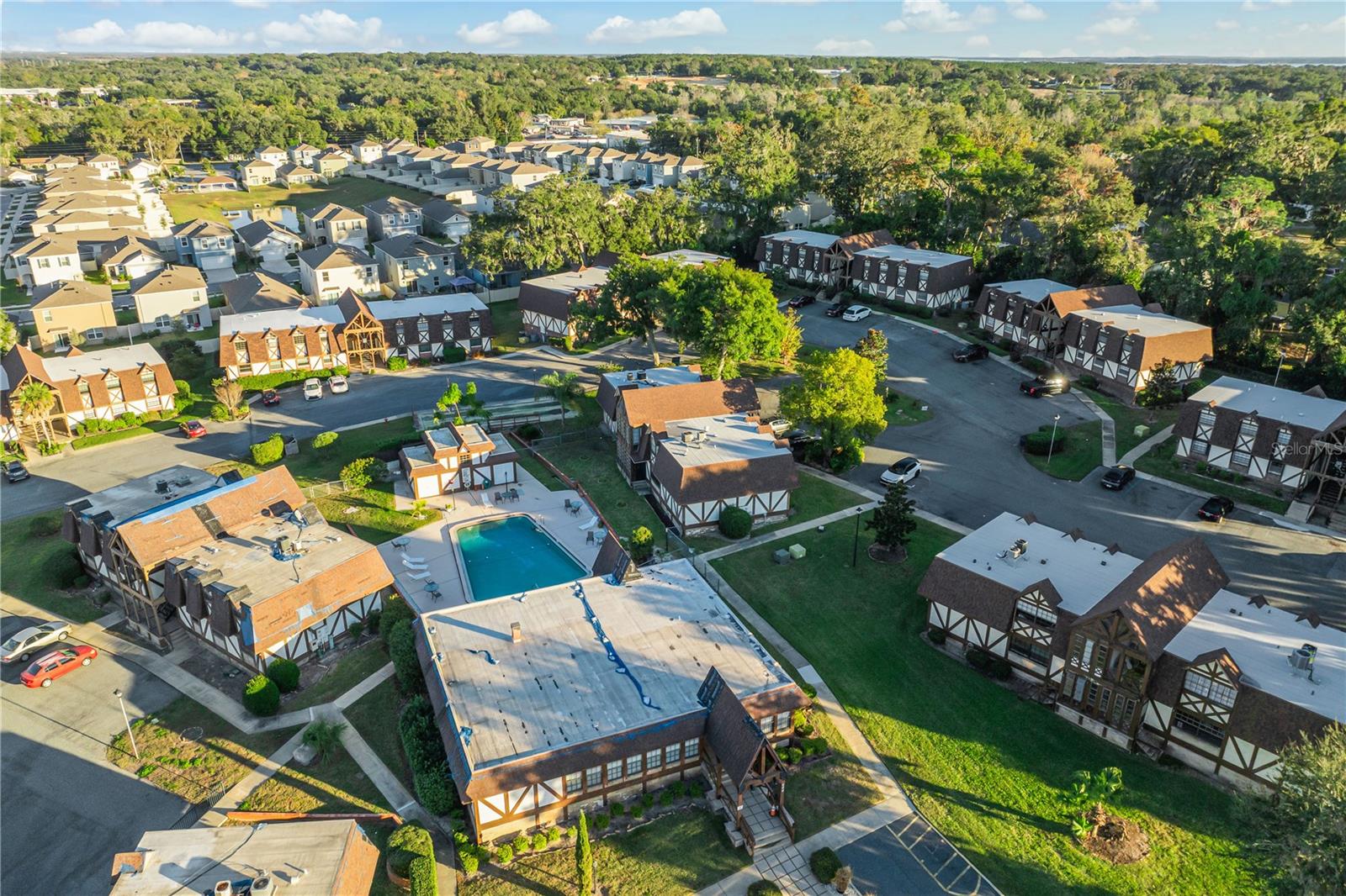 500 NEWELL HILL ROAD, #106D, Leesburg, FL 34748
