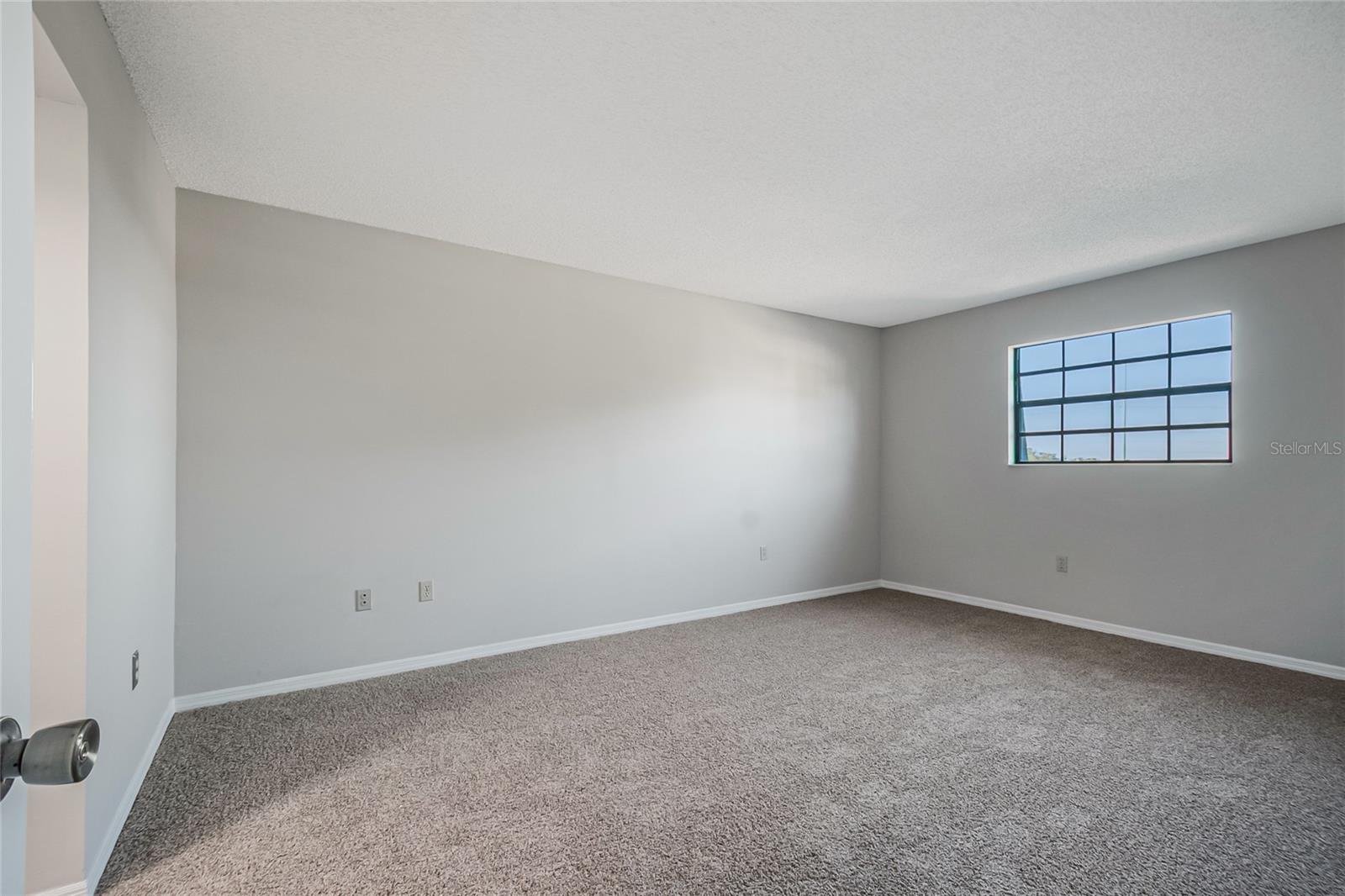 500 NEWELL HILL ROAD, #106D, Leesburg, FL 34748