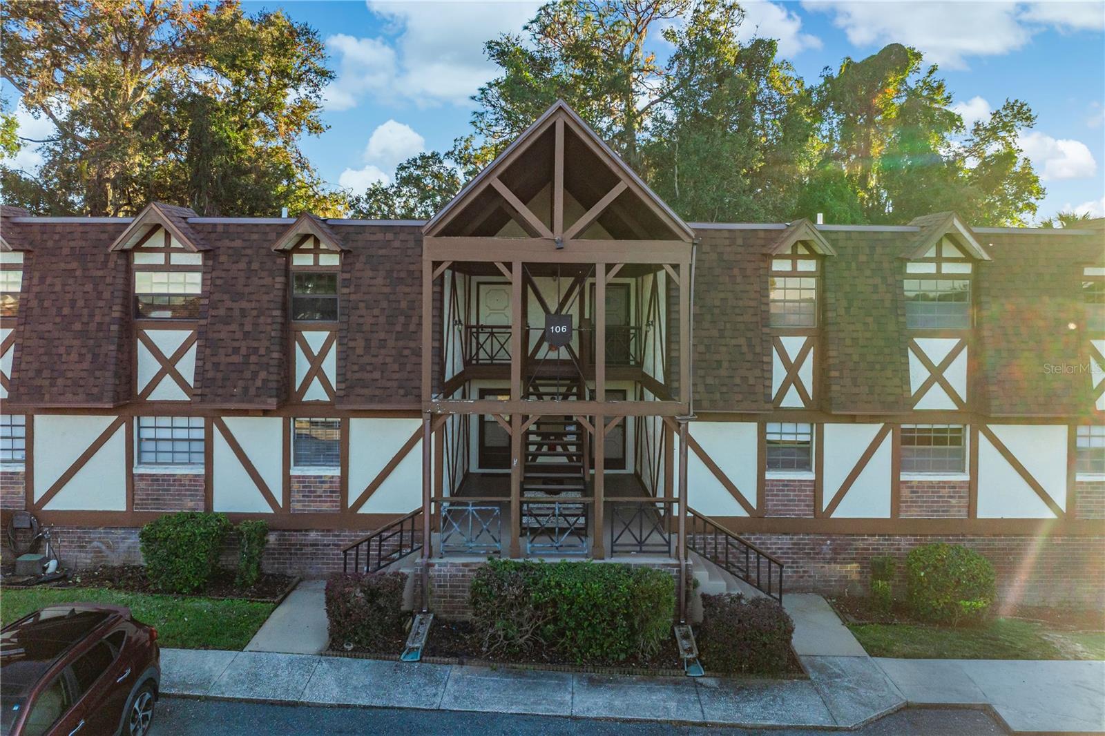 500 NEWELL HILL ROAD, #106D, Leesburg, FL 34748