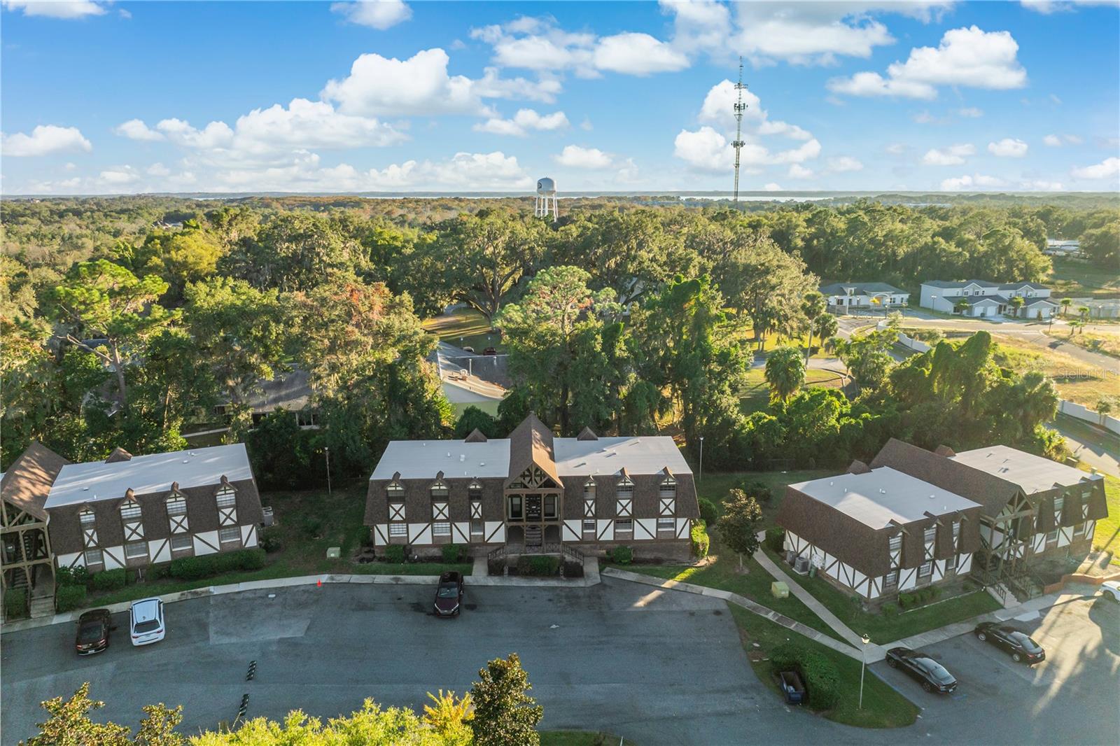 500 NEWELL HILL ROAD, #106D, Leesburg, FL 34748