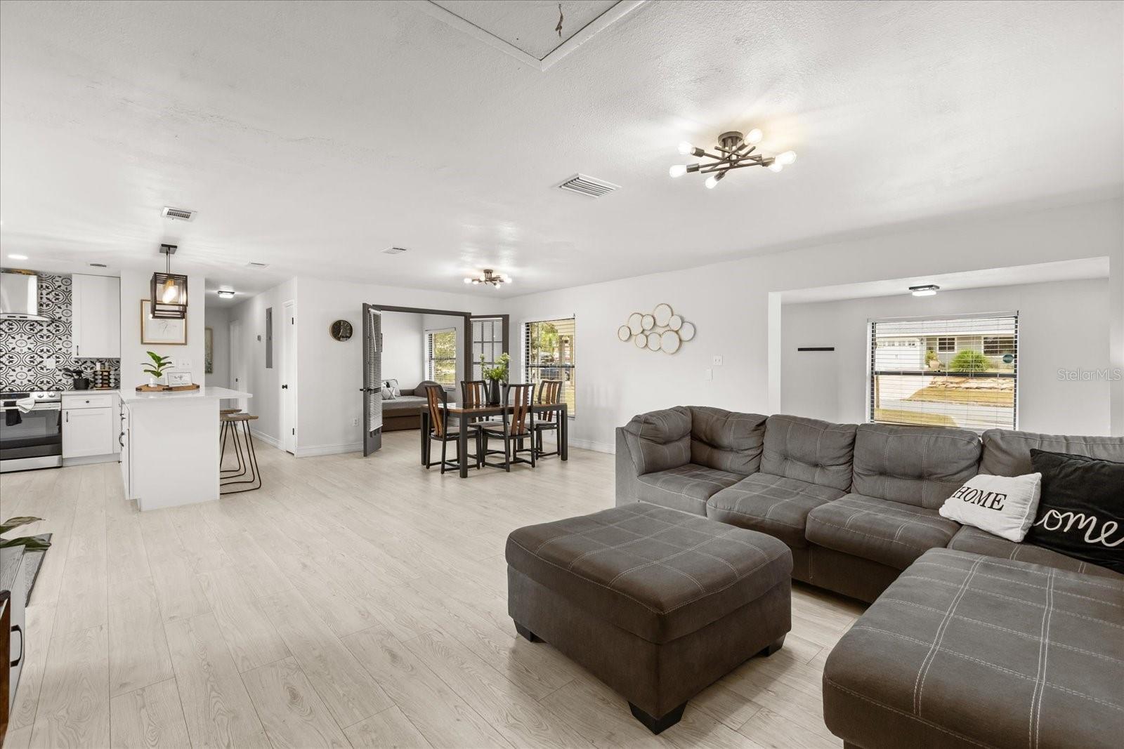 5127 GLASGOW AVENUE, Orlando, FL 32819