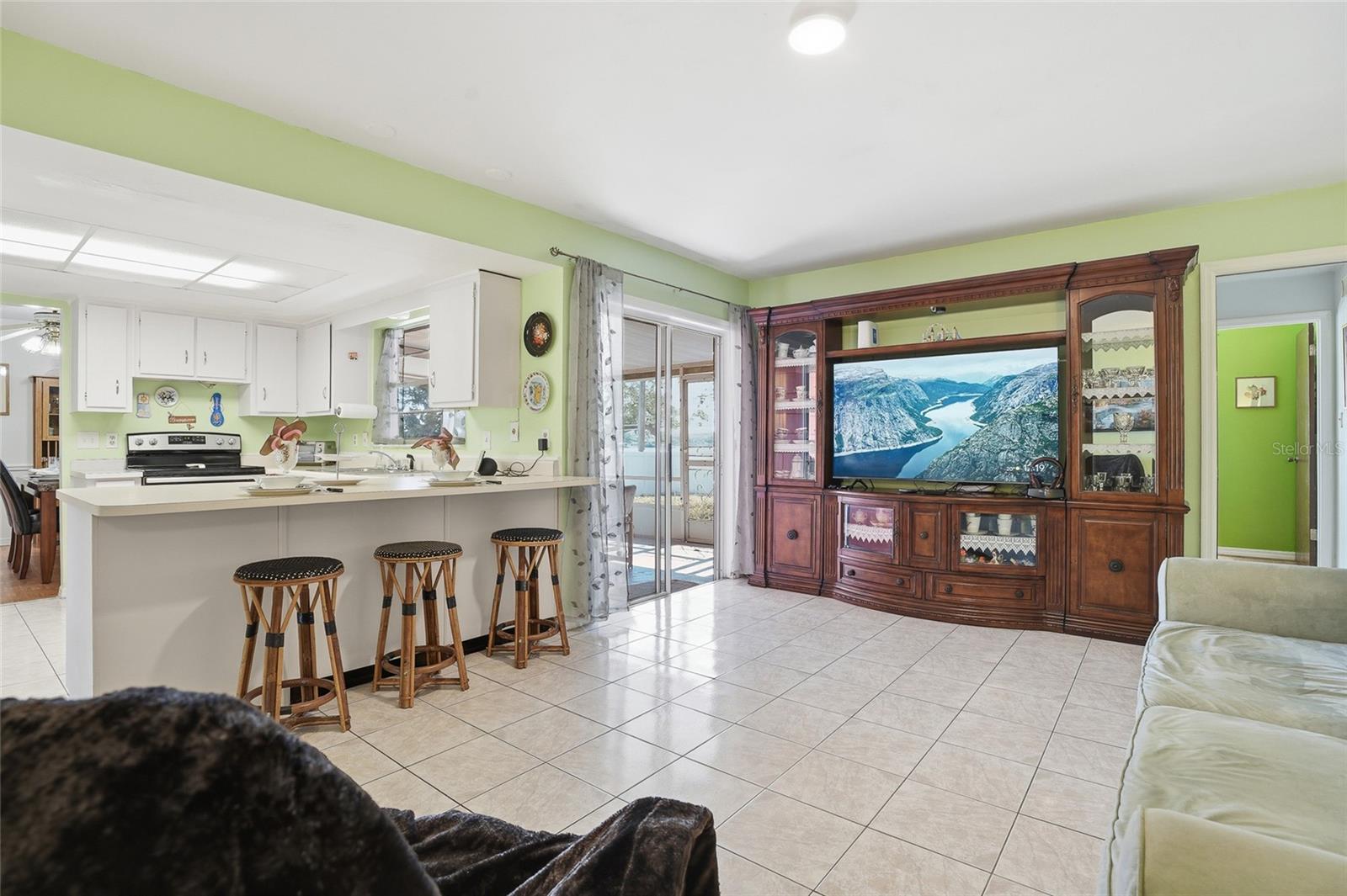7002 CRESTLAKE DRIVE, Orlando, FL 32819