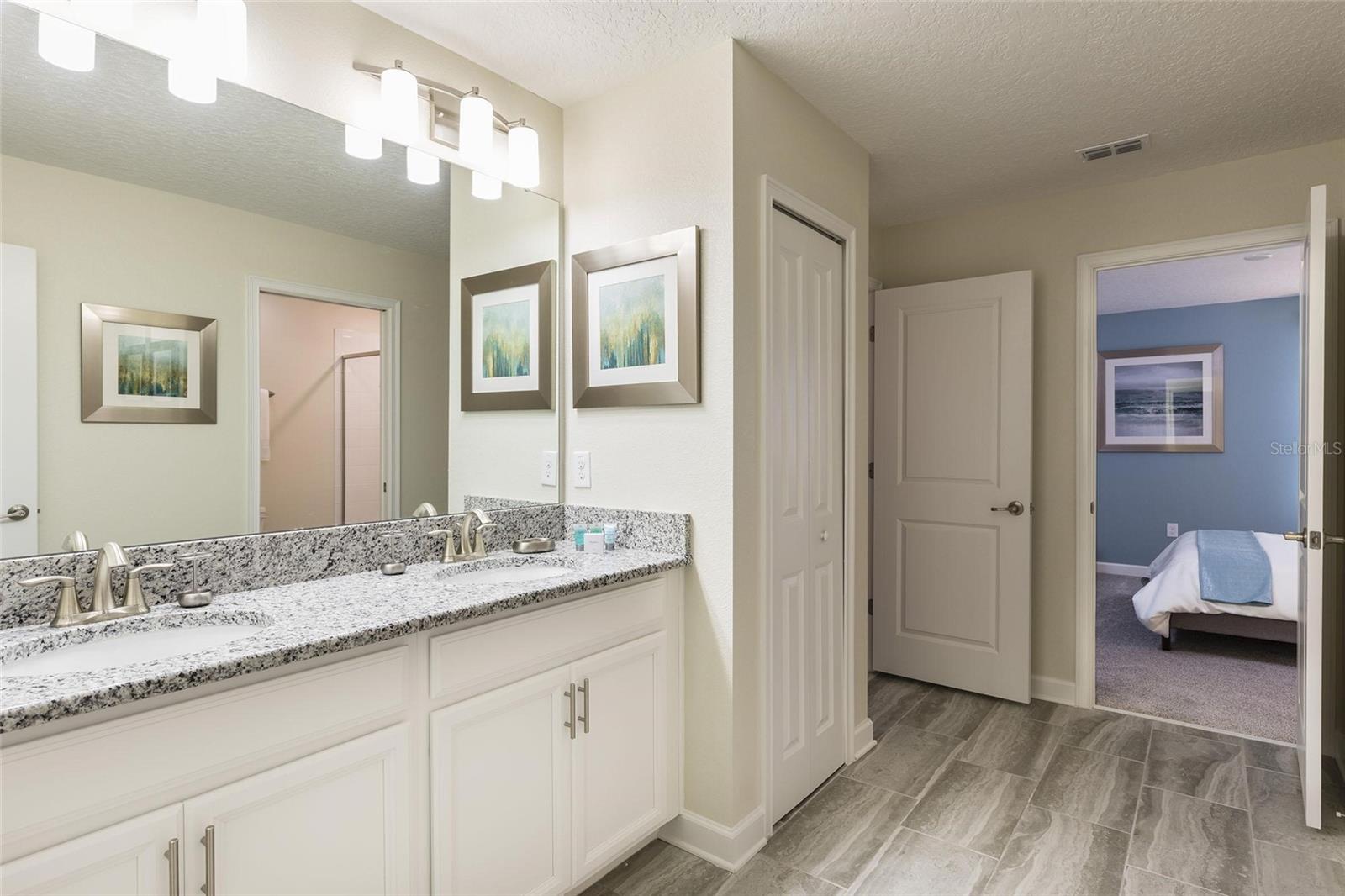 9045 STINGER DRIVE, Davenport, FL 33896