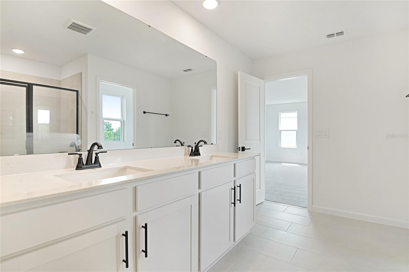 3481 MACCHI AVENUE, Tavares, FL 32778