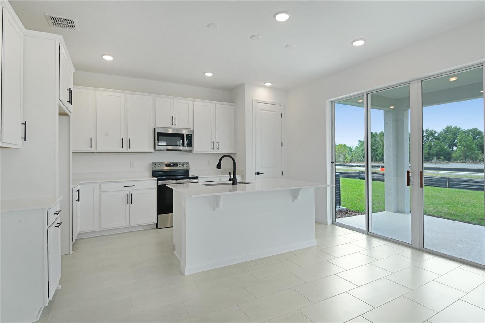 3481 MACCHI AVENUE, Tavares, FL 32778 3481 MACCHI AVENUE, Tavares, FL 32778