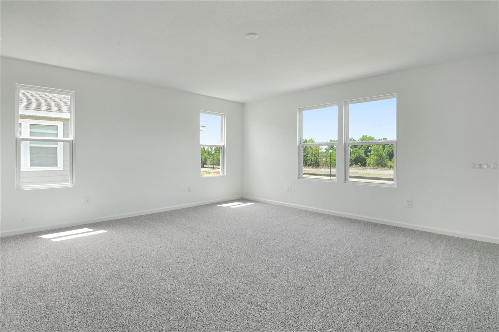 3481 MACCHI AVENUE, Tavares, FL 32778
