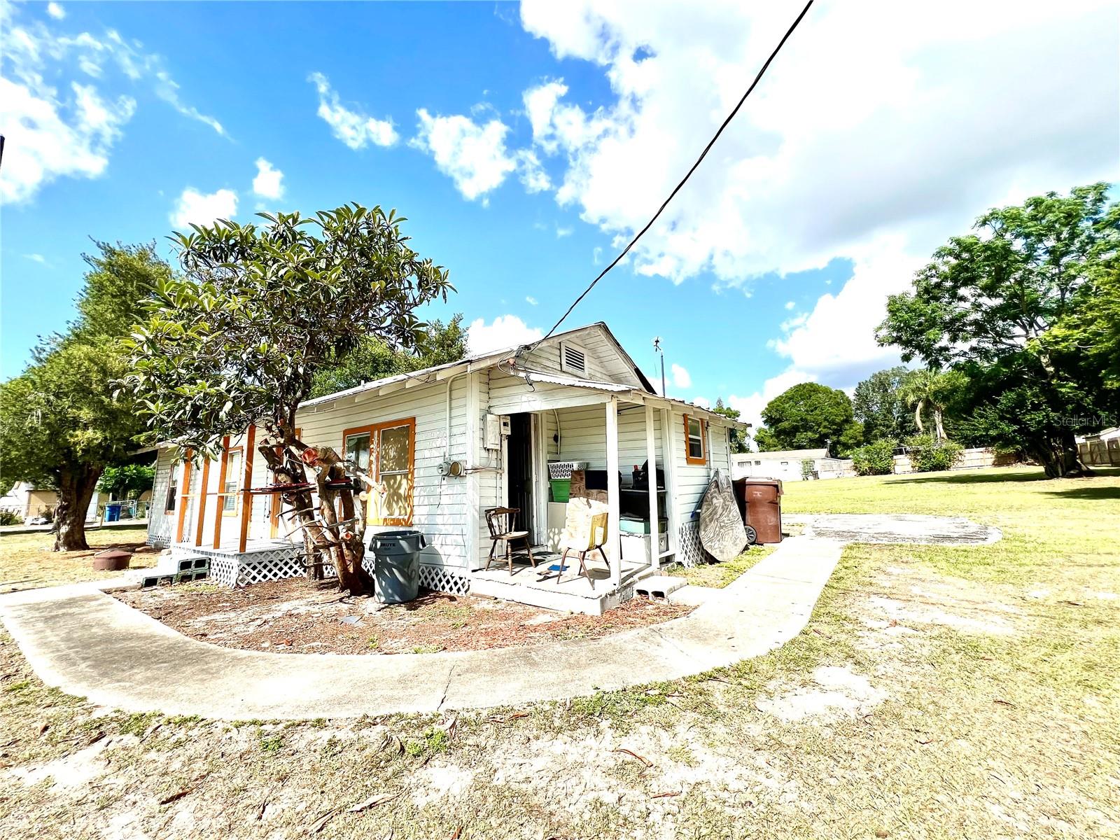 343 WEAVER AVENUE, Lake Wales, FL 33853