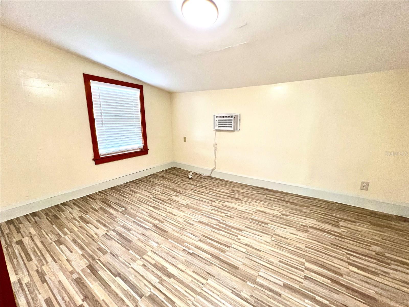 343 WEAVER AVENUE, Lake Wales, FL 33853