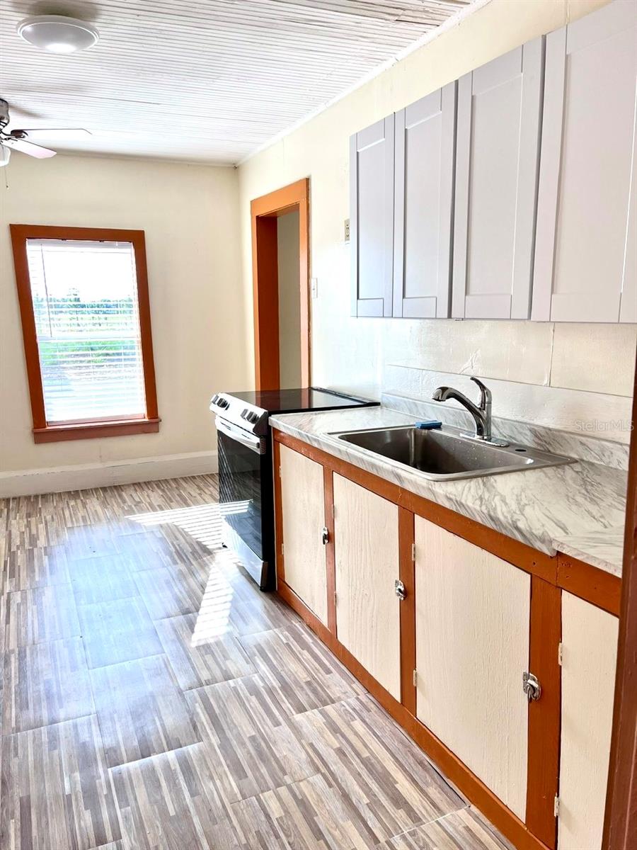 343 WEAVER AVENUE, Lake Wales, FL 33853