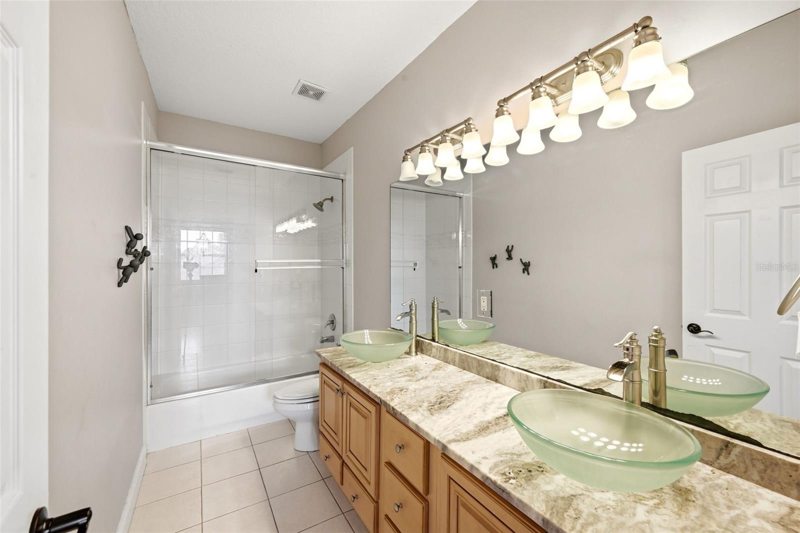 2nd floor bathroom