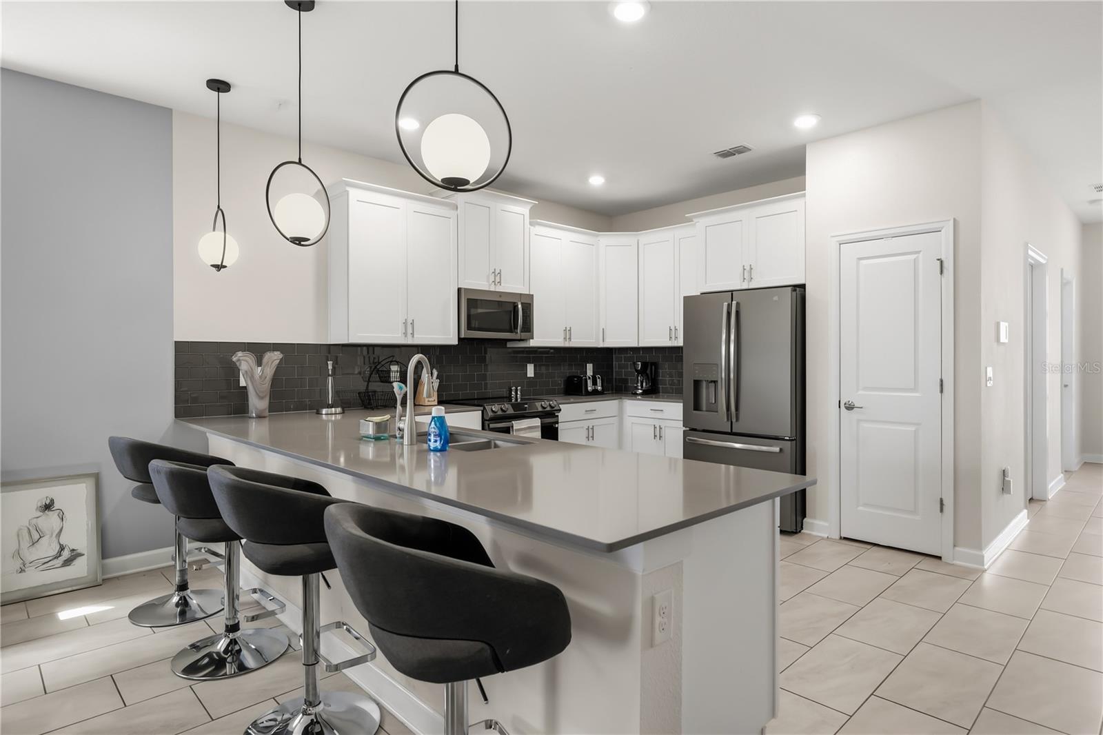 917 OCEAN COURSE AVENUE, Davenport, FL 33896