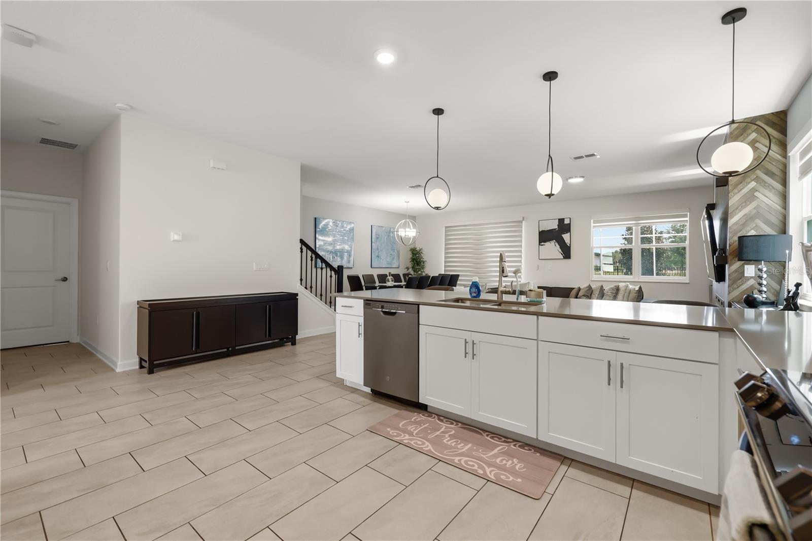 917 OCEAN COURSE AVENUE, Davenport, FL 33896