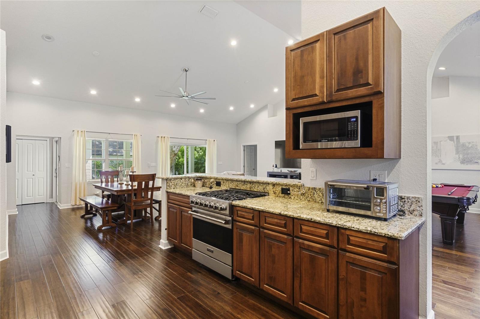 715 MAGNOLIA STREET, Windermere, FL 34786