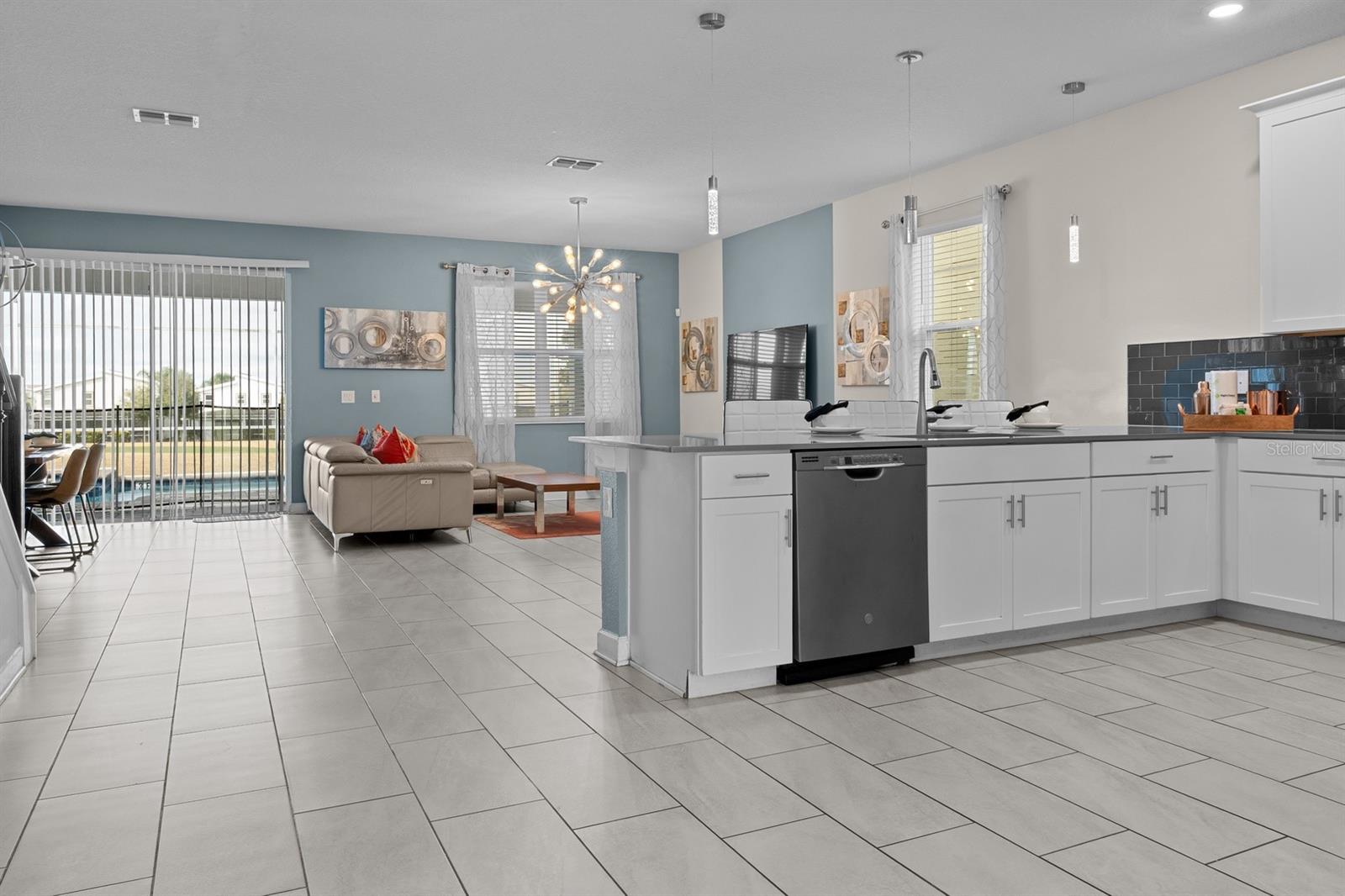 8876 CABOT CLIFFS DRIVE, Davenport, FL 33896