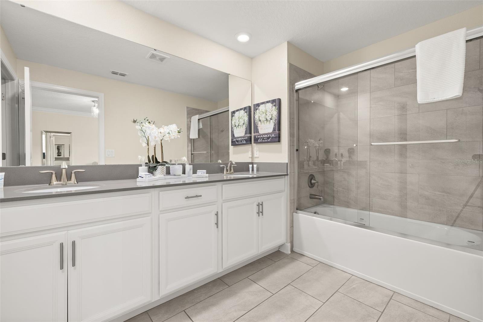 1176 CHALLENGE DRIVE, Davenport, FL 33896