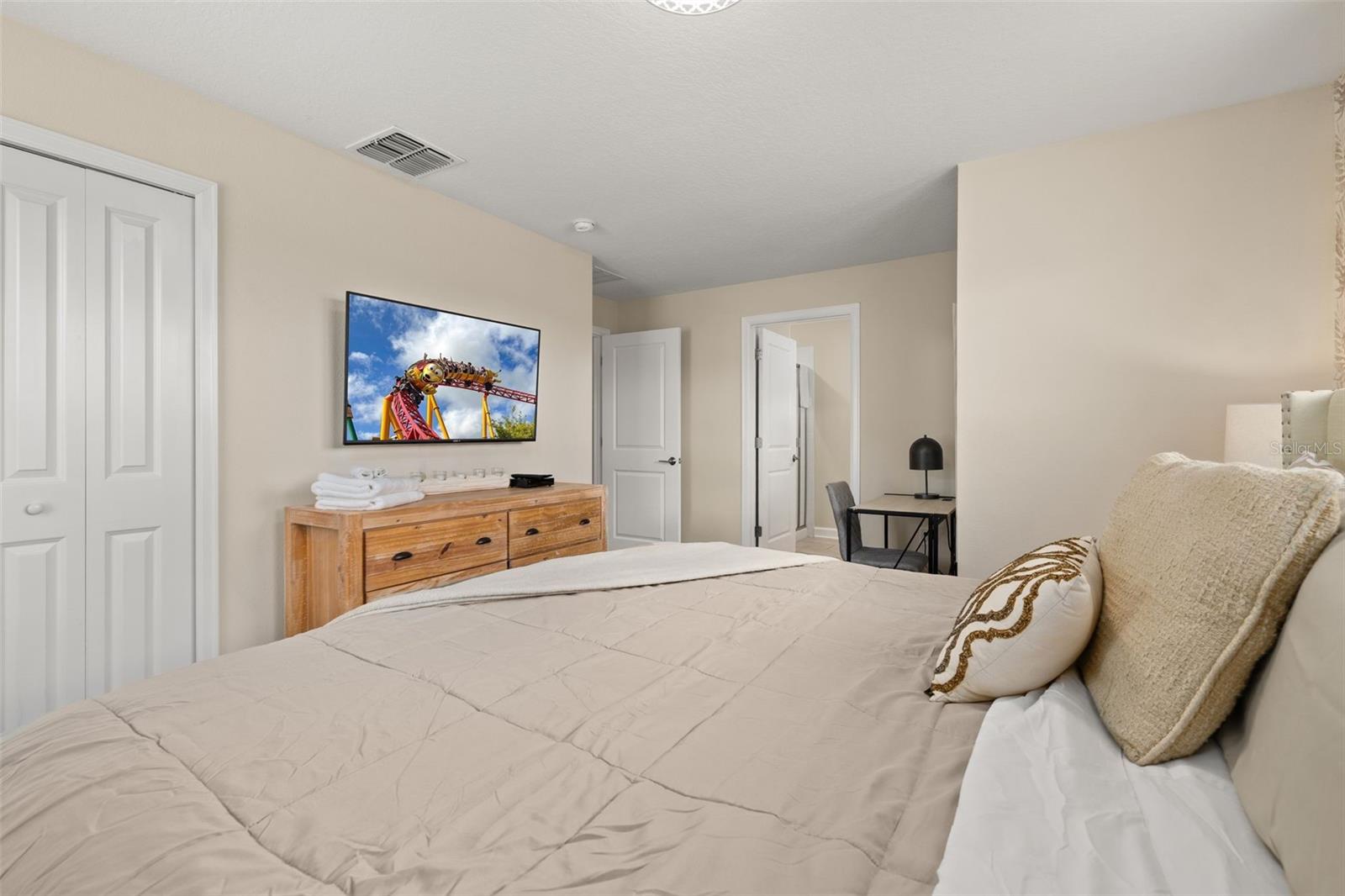 1176 CHALLENGE DRIVE, Davenport, FL 33896