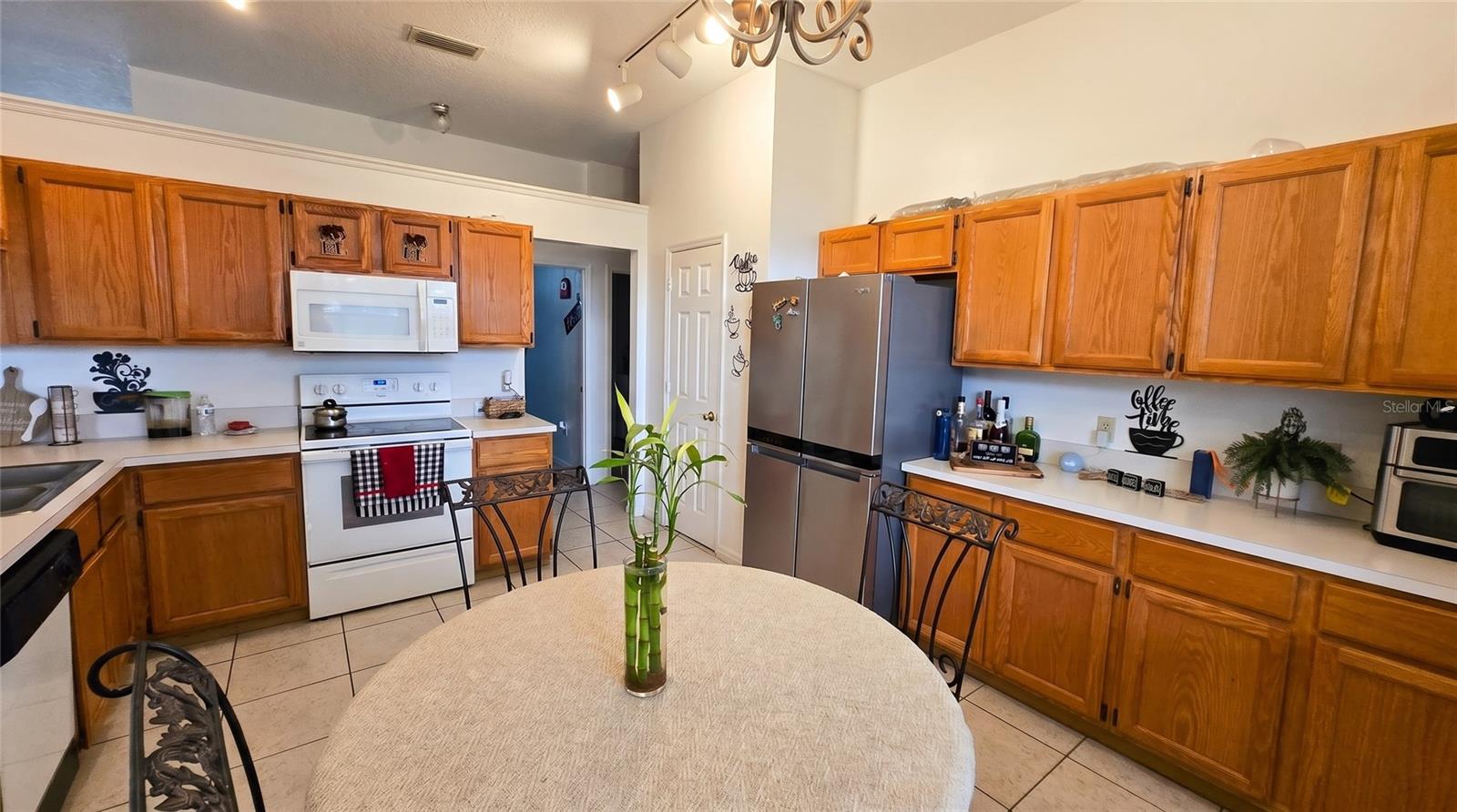 2003 TIPTREE CIRCLE, Orlando, FL 32837