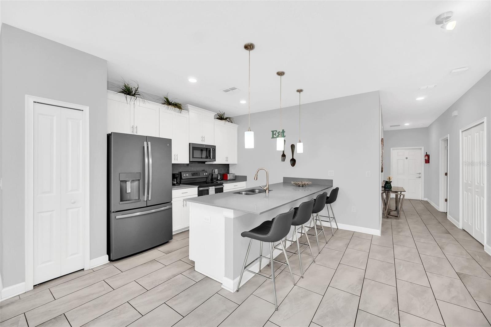 9017 DOGLEG DRIVE, Davenport, FL 33896