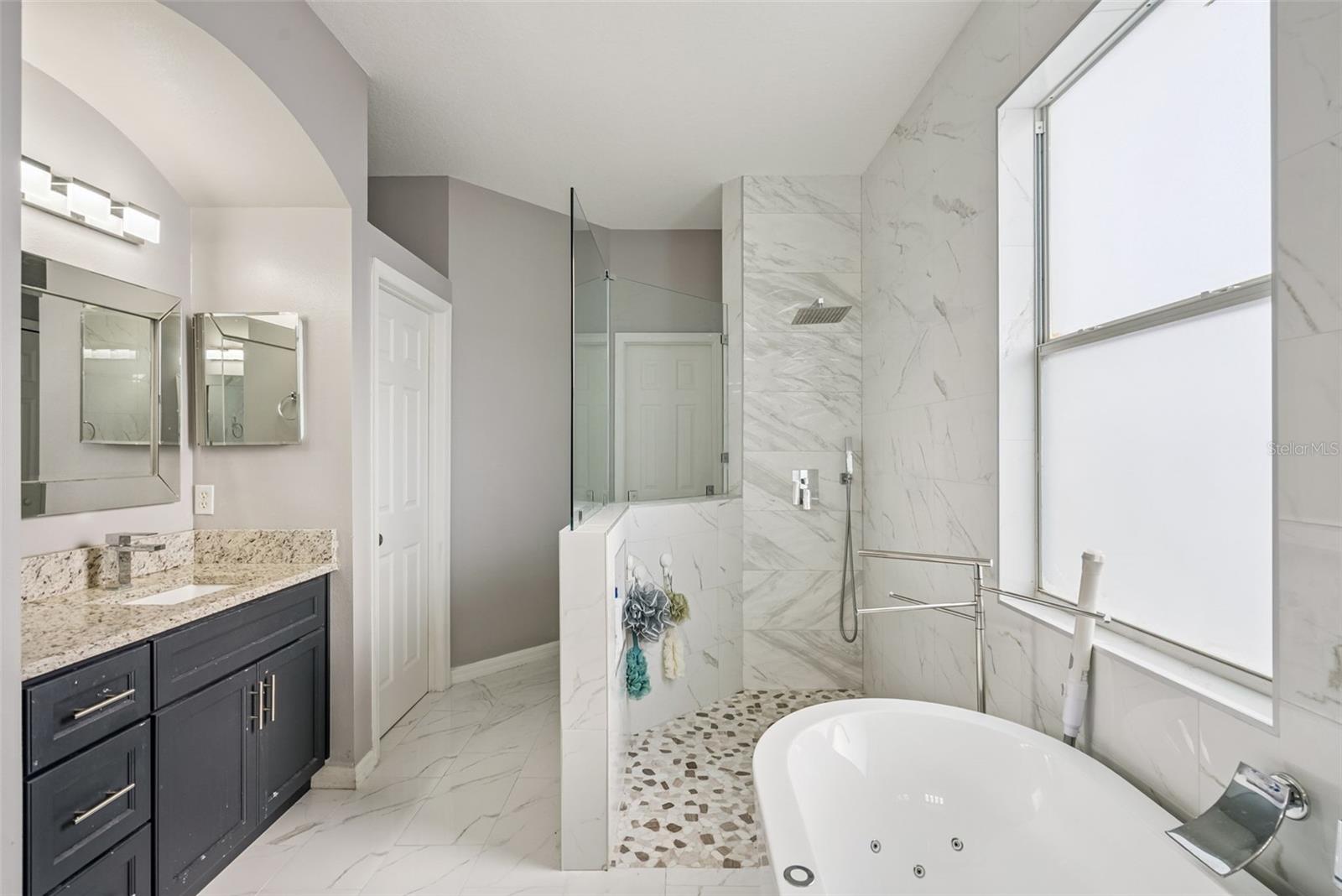 13805 EAGLES GLEN COURT, Orlando, FL 32837