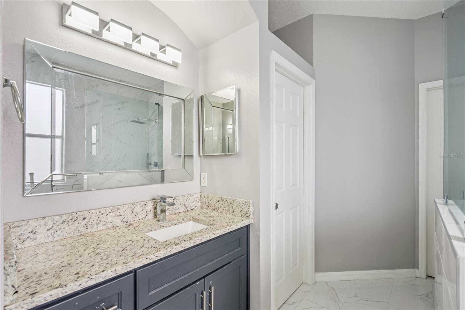 13805 EAGLES GLEN COURT, Orlando, FL 32837