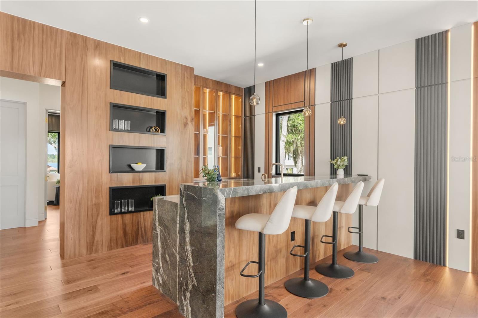 Featuring bar and drinks cabinet