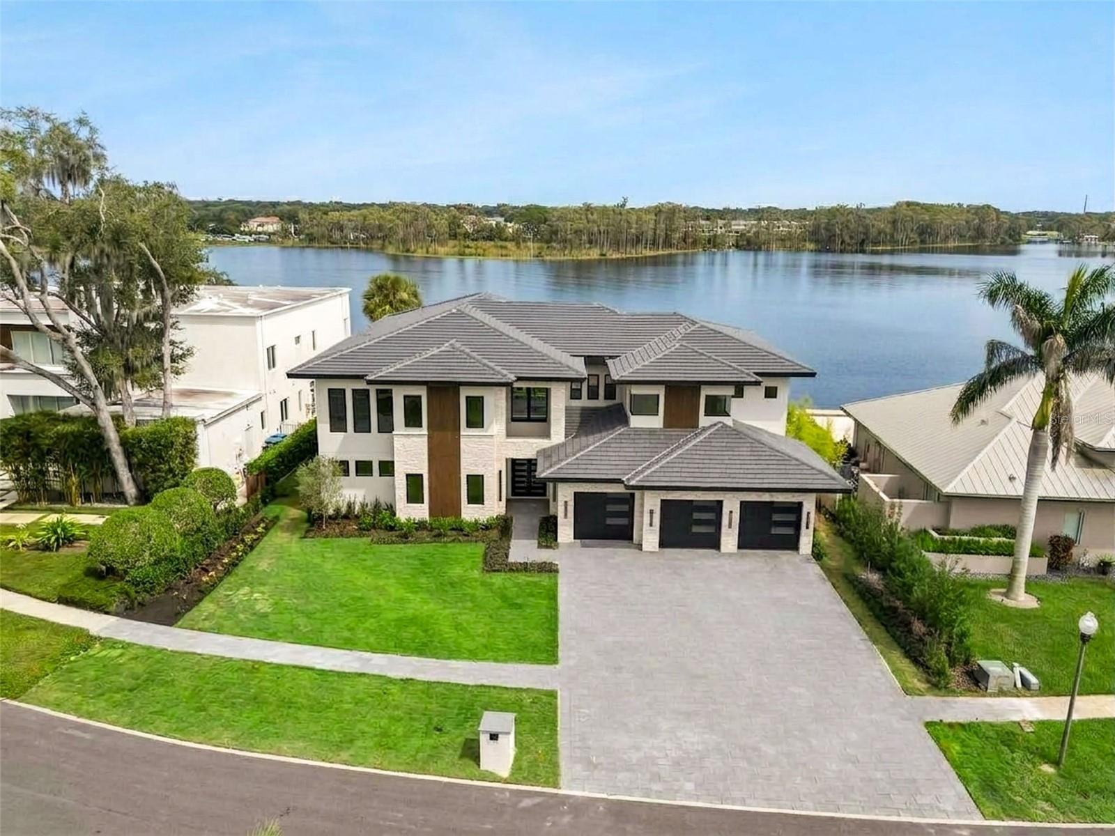 Welcome to 9117 Bay Point Drive Welcome to 9117 Bay Point Drive