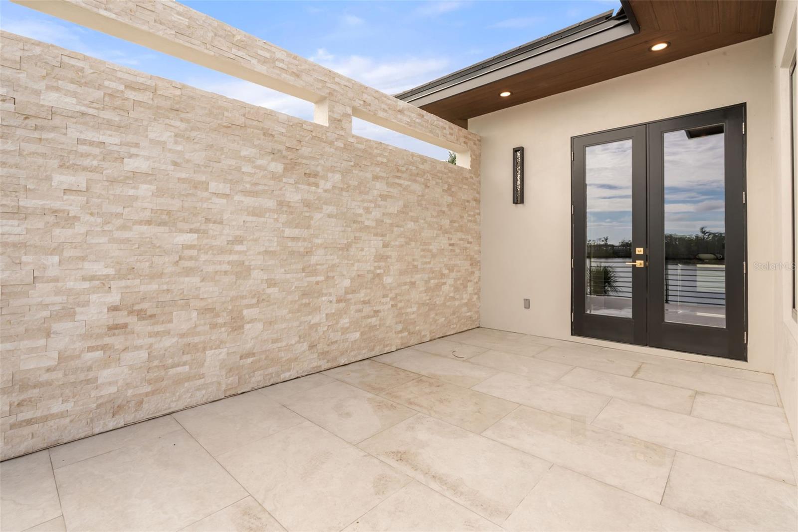9117 BAY POINT DRIVE, Orlando, FL 32819