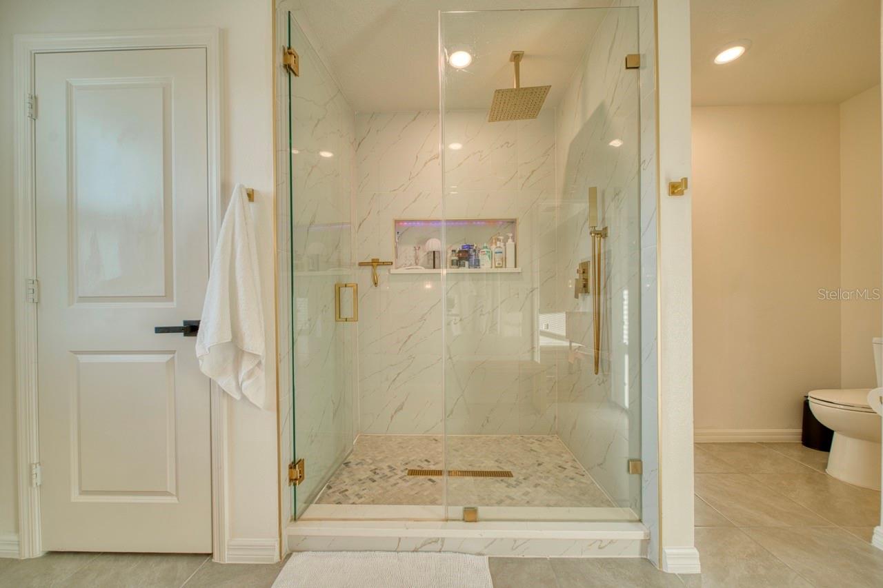 880 ALVANLEY COURT, Davenport, FL 33896