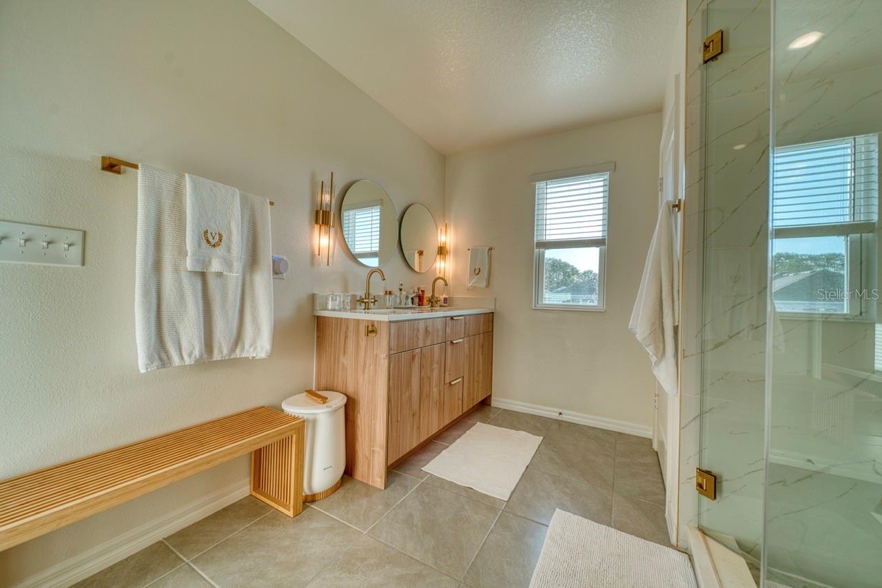 880 ALVANLEY COURT, Davenport, FL 33896