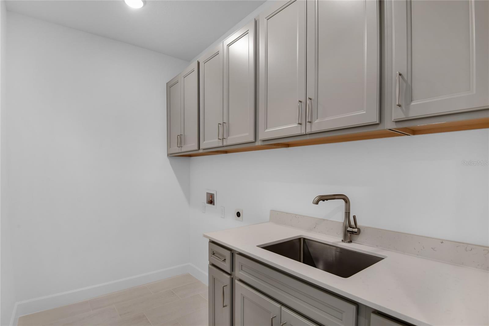 3040 WOODCLIFF LAKE CIRCLE, Clermont, FL 34711