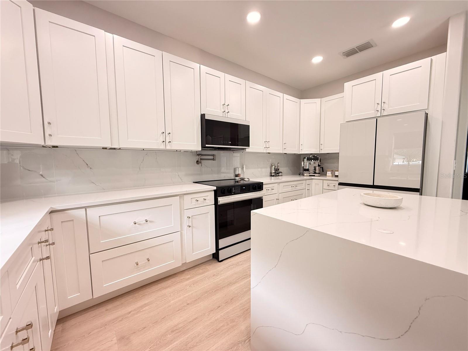 5802 COQUYT DRIVE, Mount Dora, FL 32757 5802 COQUYT DRIVE, Mount Dora, FL 32757