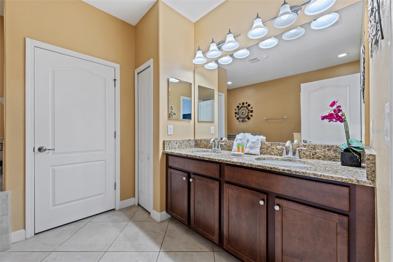 1530 MOON VALLEY DRIVE, Davenport, FL 33896