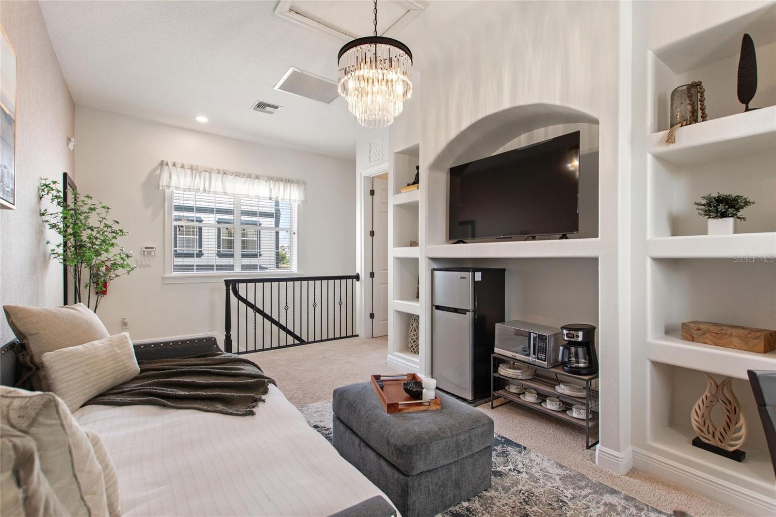 1524 EUSTON DR, Kissimmee, FL 34747