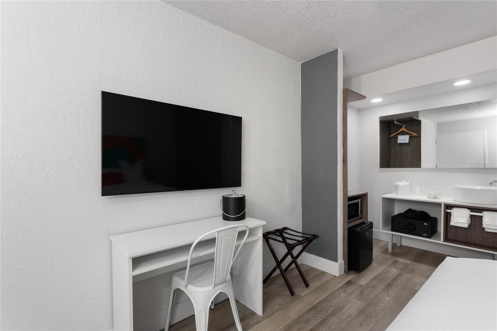 5367 W IRLO BRONSON MEMORIAL HIGHWAY, #2-219, Kissimmee, FL 34746