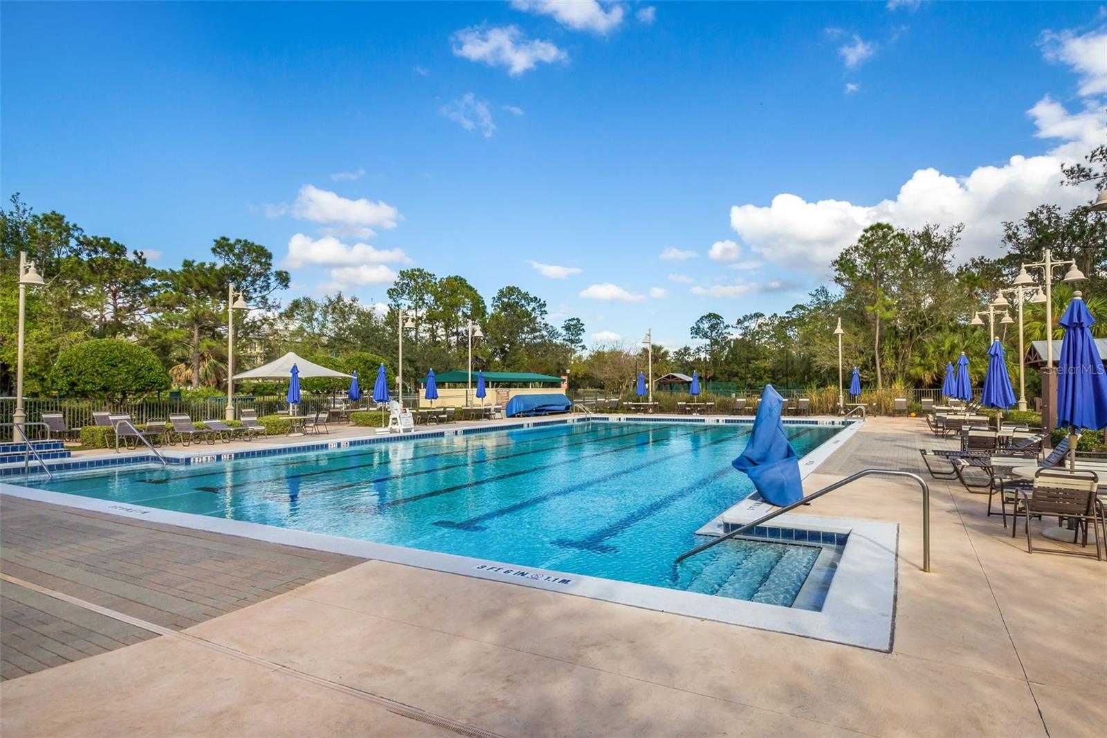 Lakeside Community Pool