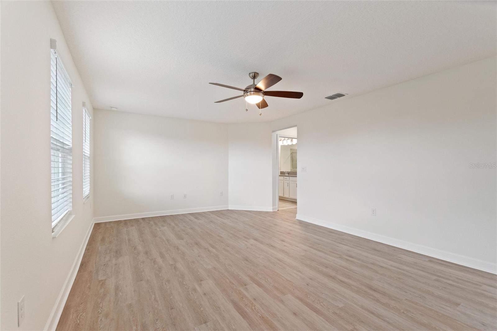 8801 BETH PAGE LANE, Davenport, FL 33896