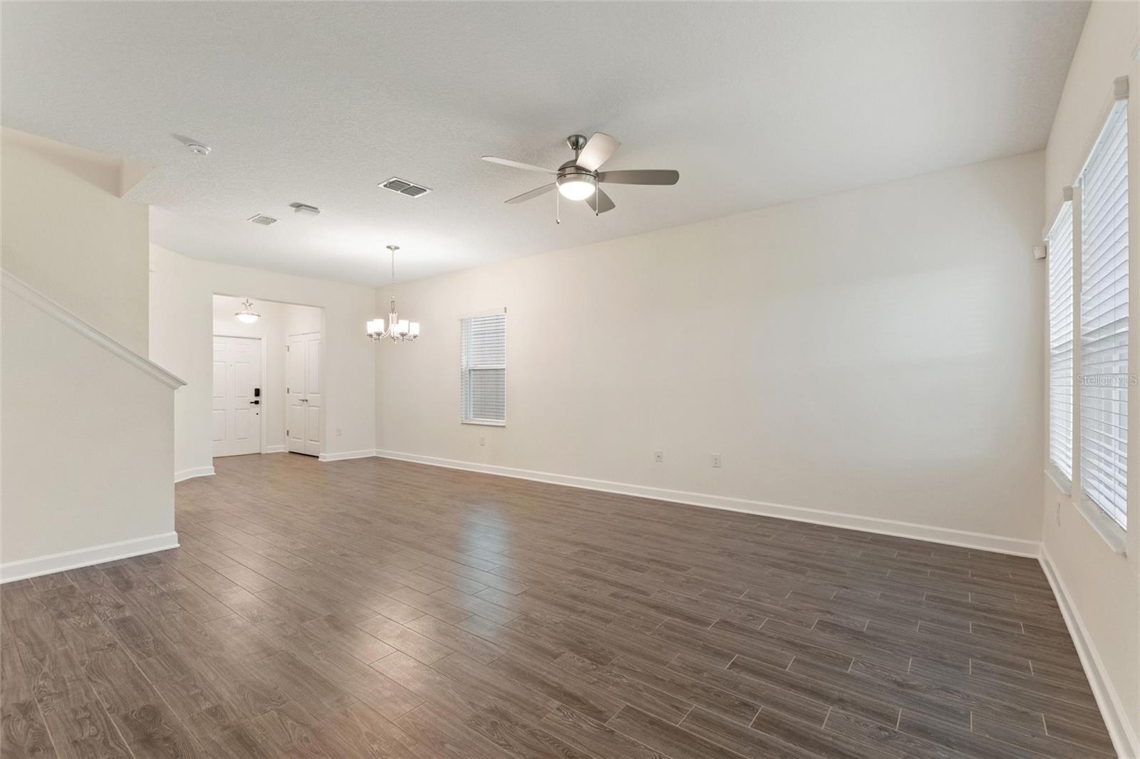 8801 BETH PAGE LANE, Davenport, FL 33896