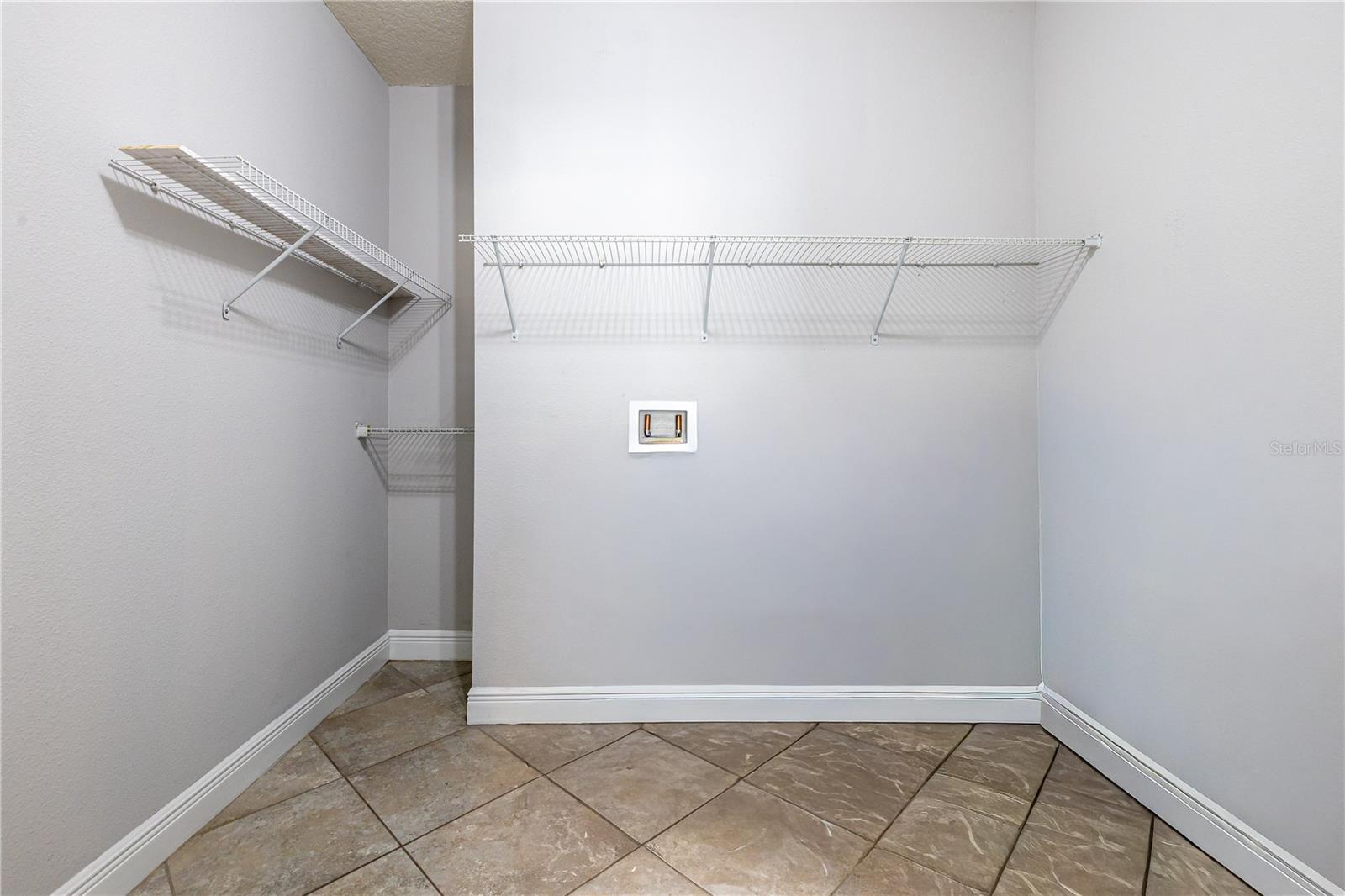 6023 W TOWN CENTER BOULEVARD, Orlando, FL 32837