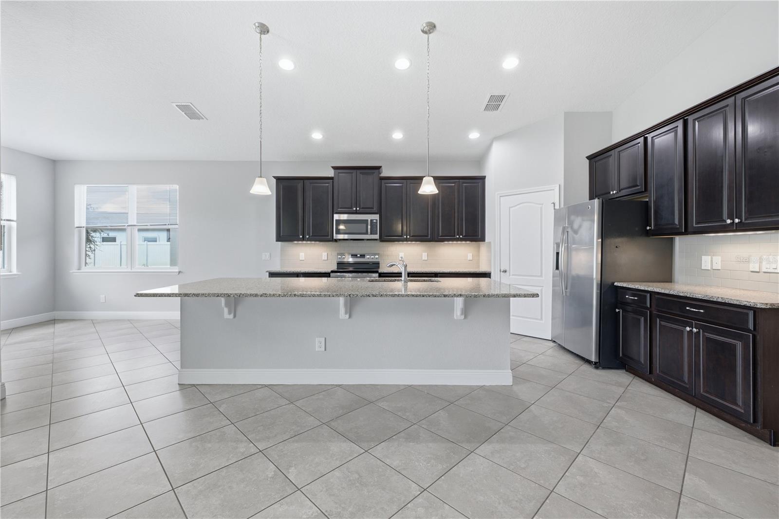 6023 W TOWN CENTER BOULEVARD, Orlando, FL 32837