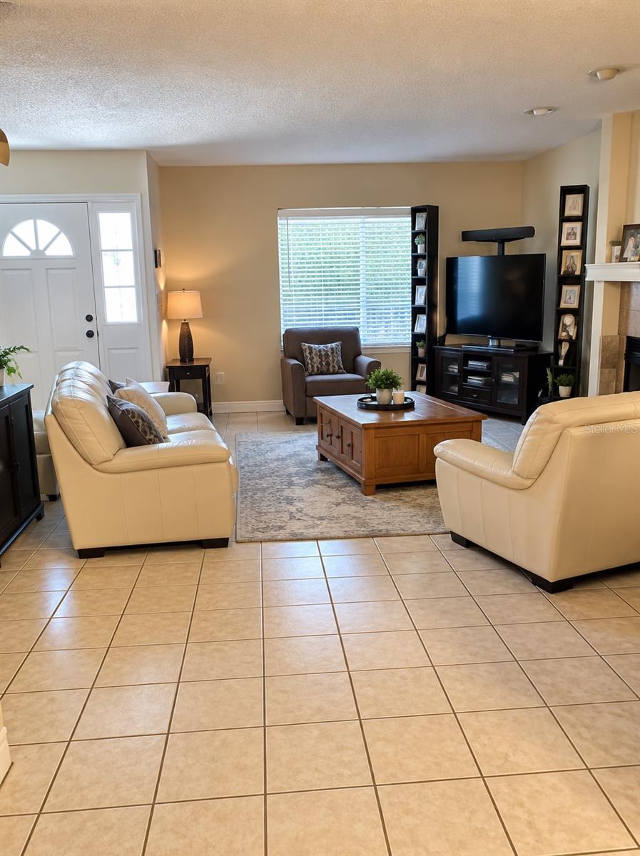Living room. Tile floors on 1st floor