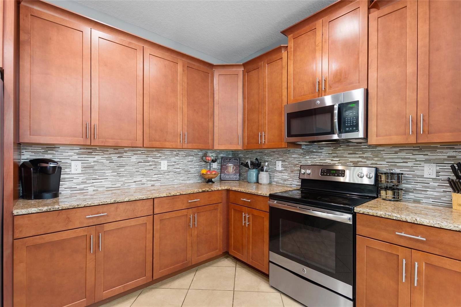 1414 CLUBMAN DR, Davenport, FL 33896 1414 CLUBMAN DR, Davenport, FL 33896
