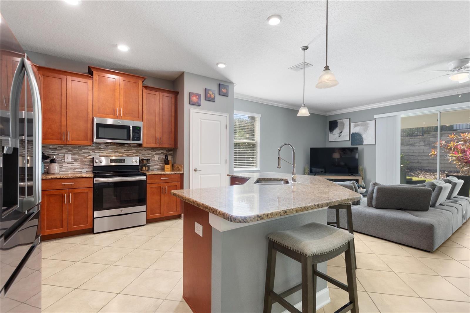 1414 CLUBMAN DR, Davenport, FL 33896 1414 CLUBMAN DR, Davenport, FL 33896