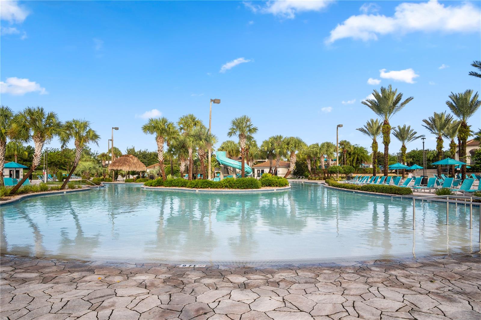 Oasis Club Zero Entry Pool