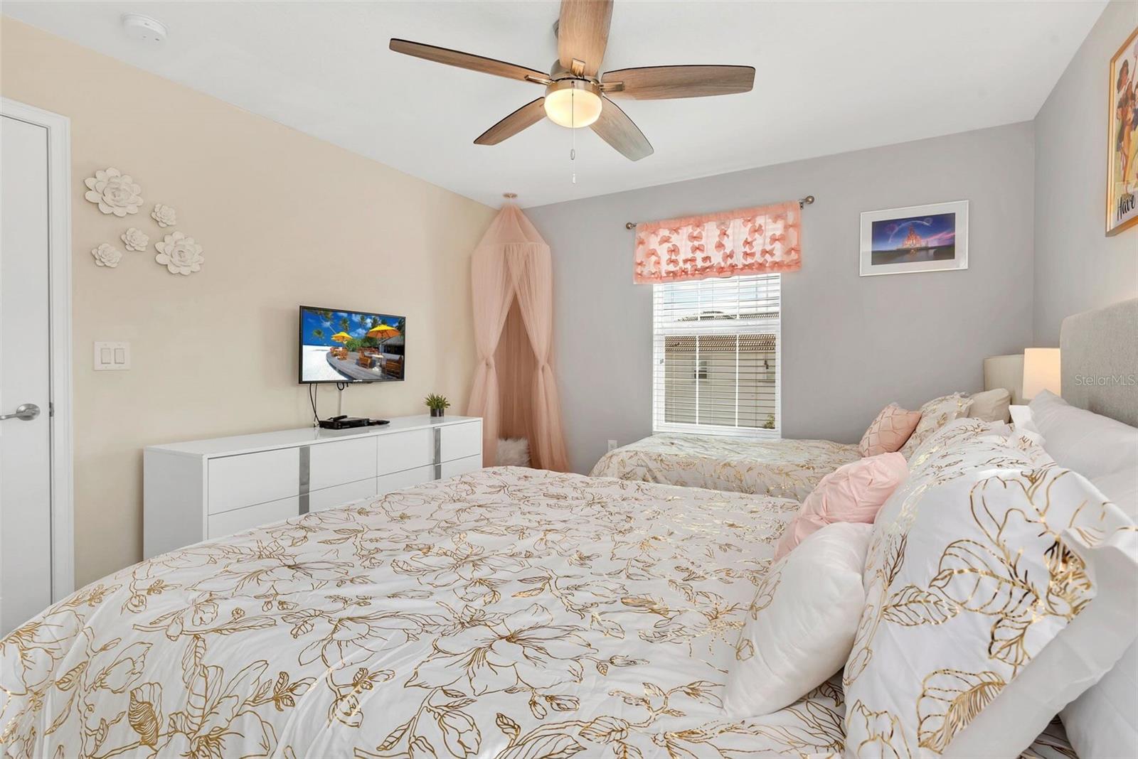 2nd Floor bedroom